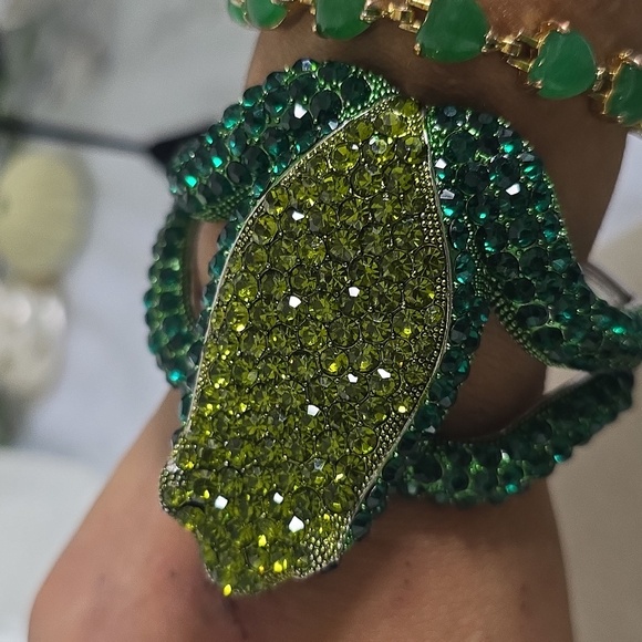 Silver Statement Bracelet Green Cubic Zirconia Frog Clamper Hinge - Picture 10 of 11